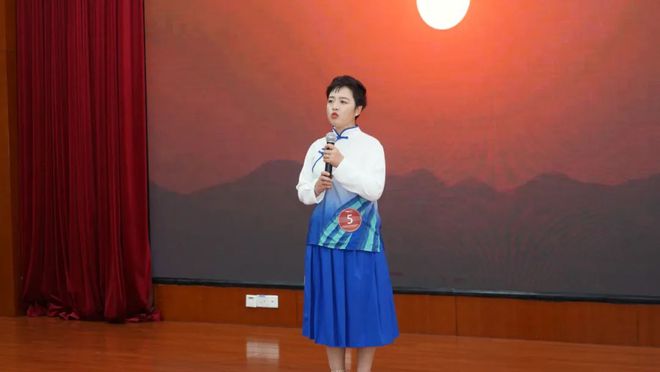 阿姨来了技能大赛暨第三季度最美家政人表彰大会圆满落幕凯发k8入口做知识分子阿姨展巾帼家政风采2024年(图4)